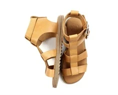 Arauto RAP cognac sandal Gaby med spænder